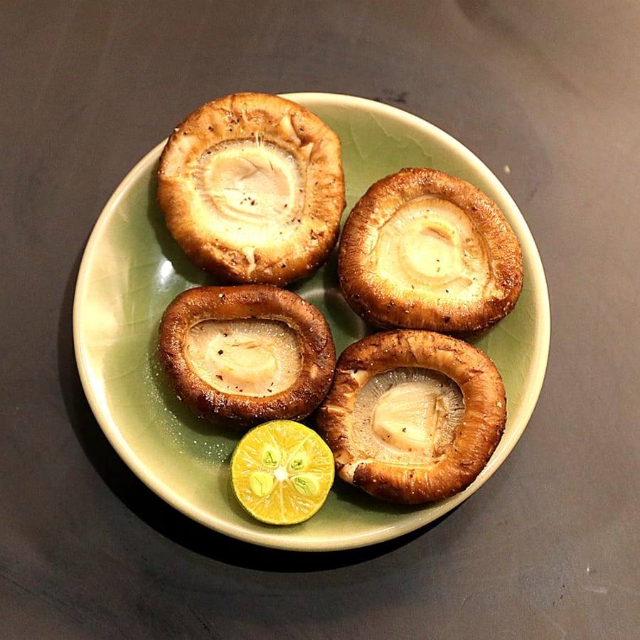 Grilled shiitake
